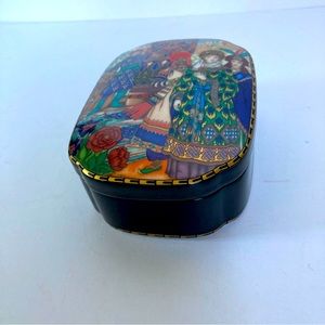 Villeroy & Boch Heinrich porcelain box Russian Fairytales Firebird